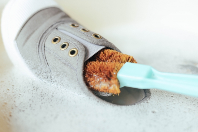 レディーススニーカーの洗い方