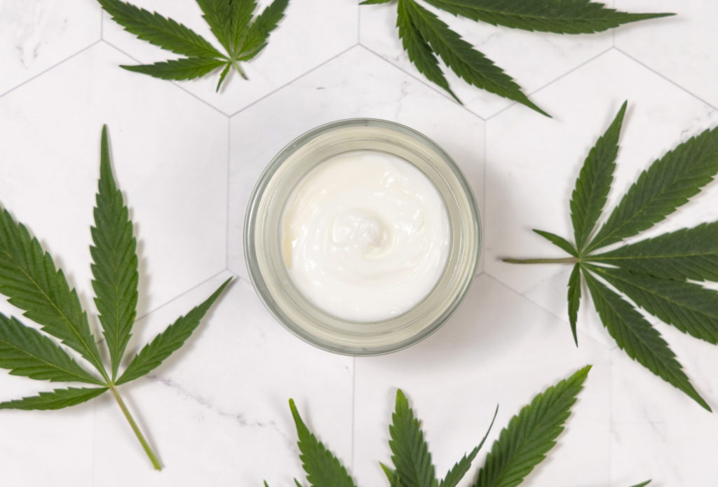 ボディクリーム
